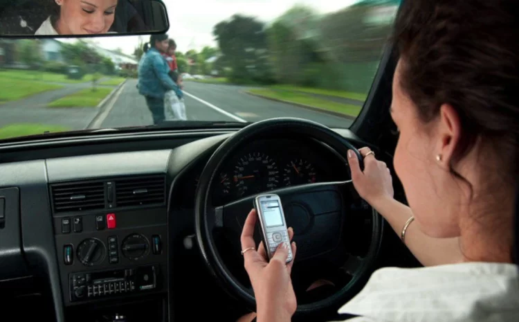  How To Reduce Road Distractions Using Telematics System?